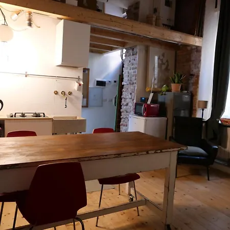 3c Apartment *